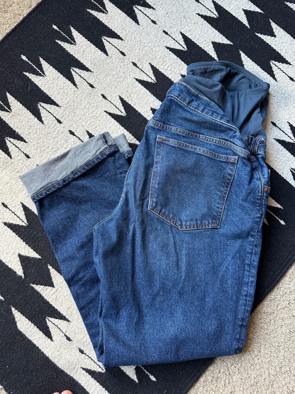 H&M Mama Straight Maternity Jeans-Size LARGE - Picture 3 of 3